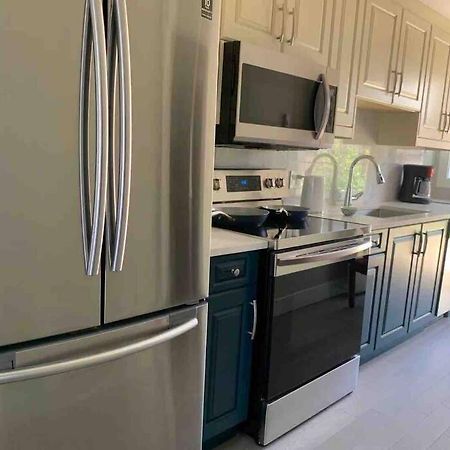 Brand New Constructed 1-Bedroom Townhouse Duncan Extérieur photo