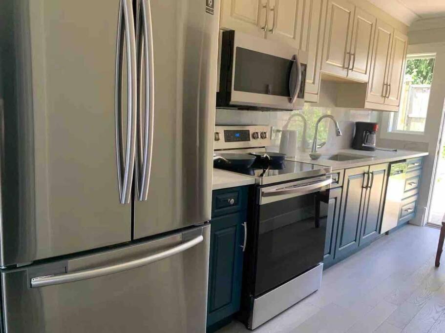 Brand New Constructed 1-Bedroom Townhouse Duncan Extérieur photo